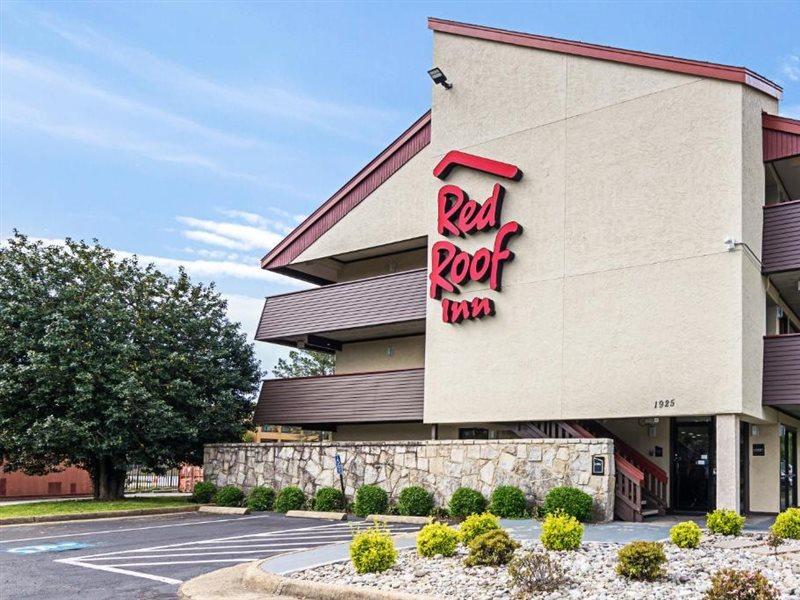 Red Roof Inn Hampton Coliseum And Convention Center Екстер'єр фото